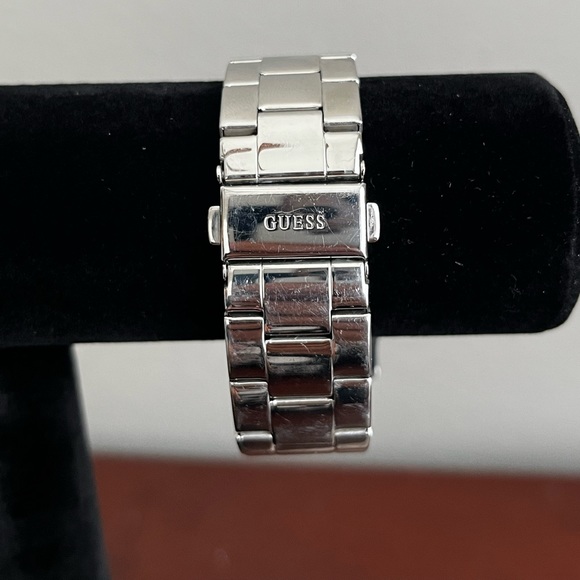 Guess Watch with silver & rime stone - Picture 4 of 11